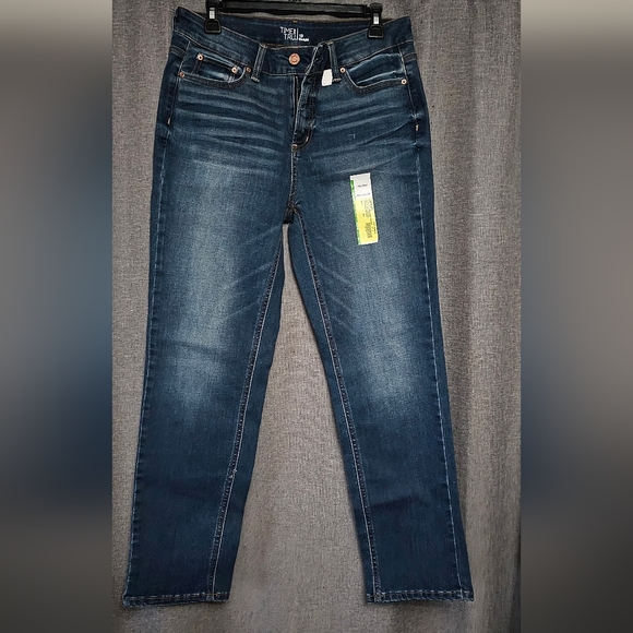 Time and Tru Mid Rise Straight Jeans Medium Wash Size 10 New - Picture 3 of 8